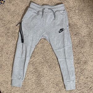 Nike Kids Sportswear Tech Light Gray Sweatpants